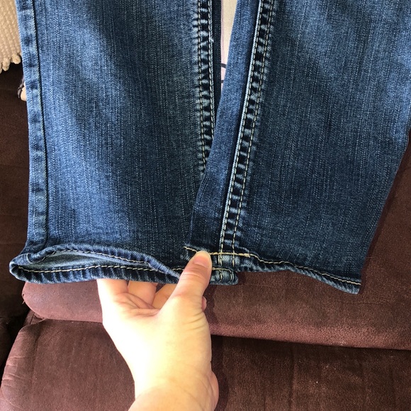 Silver Capris - Picture 7 of 8